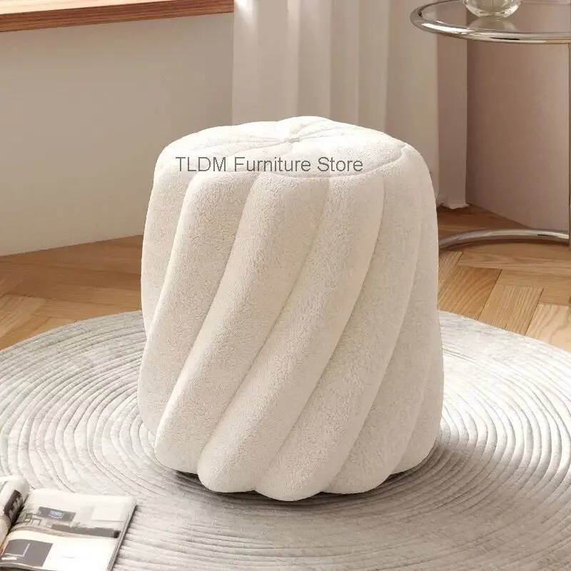 Lamb Wool Pleated Round Stool  - Home Barcelona 评论和价格