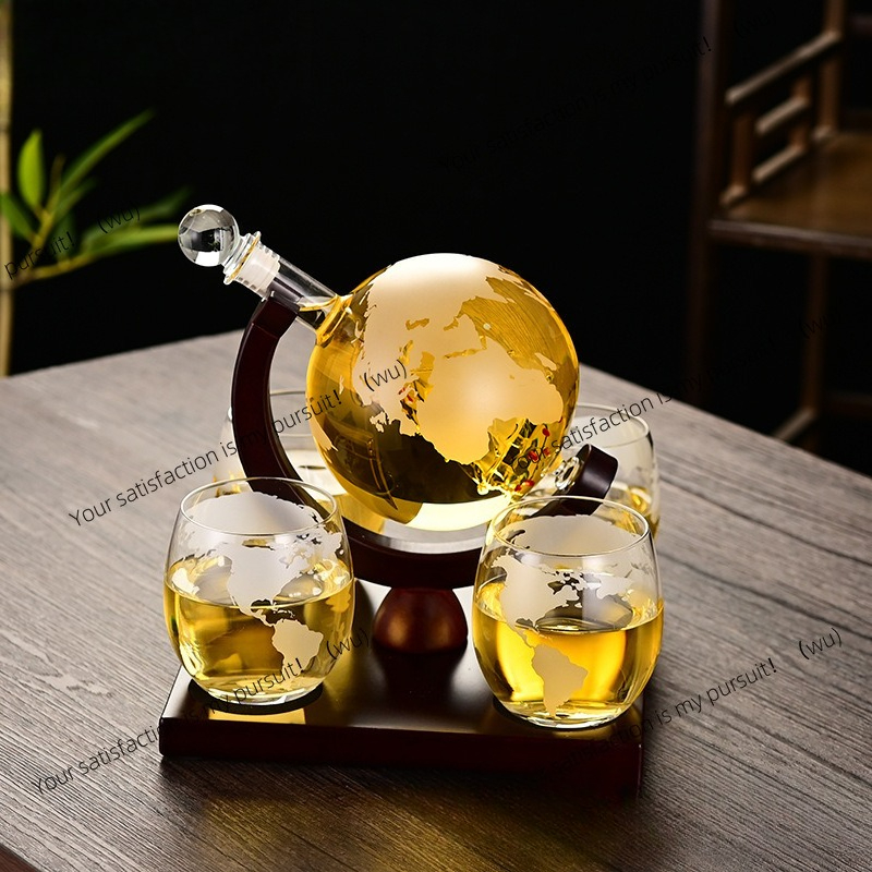 Creative Whiskey Glass Bottle  - Decanter Globe Set 评论和价格